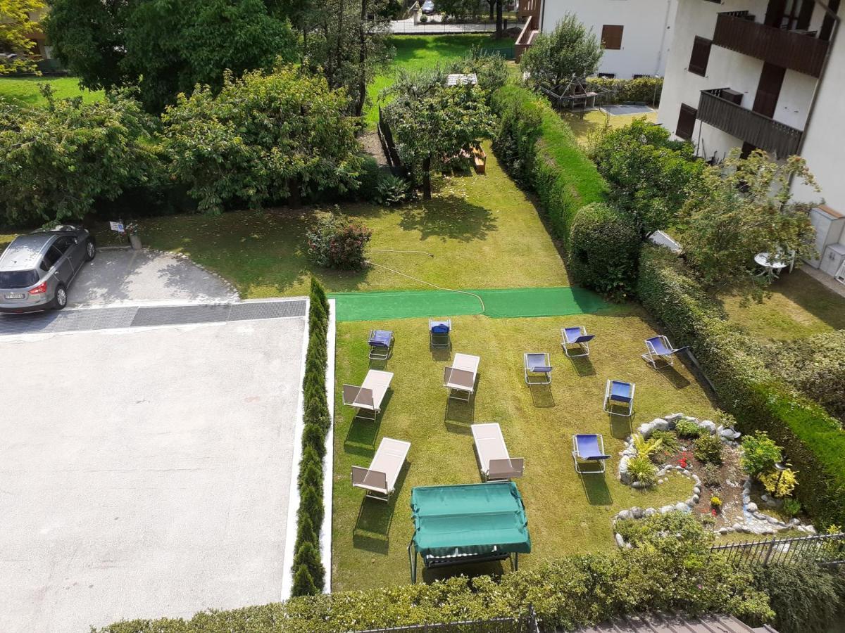 Park Residence Imperator Carisolo Exterior foto